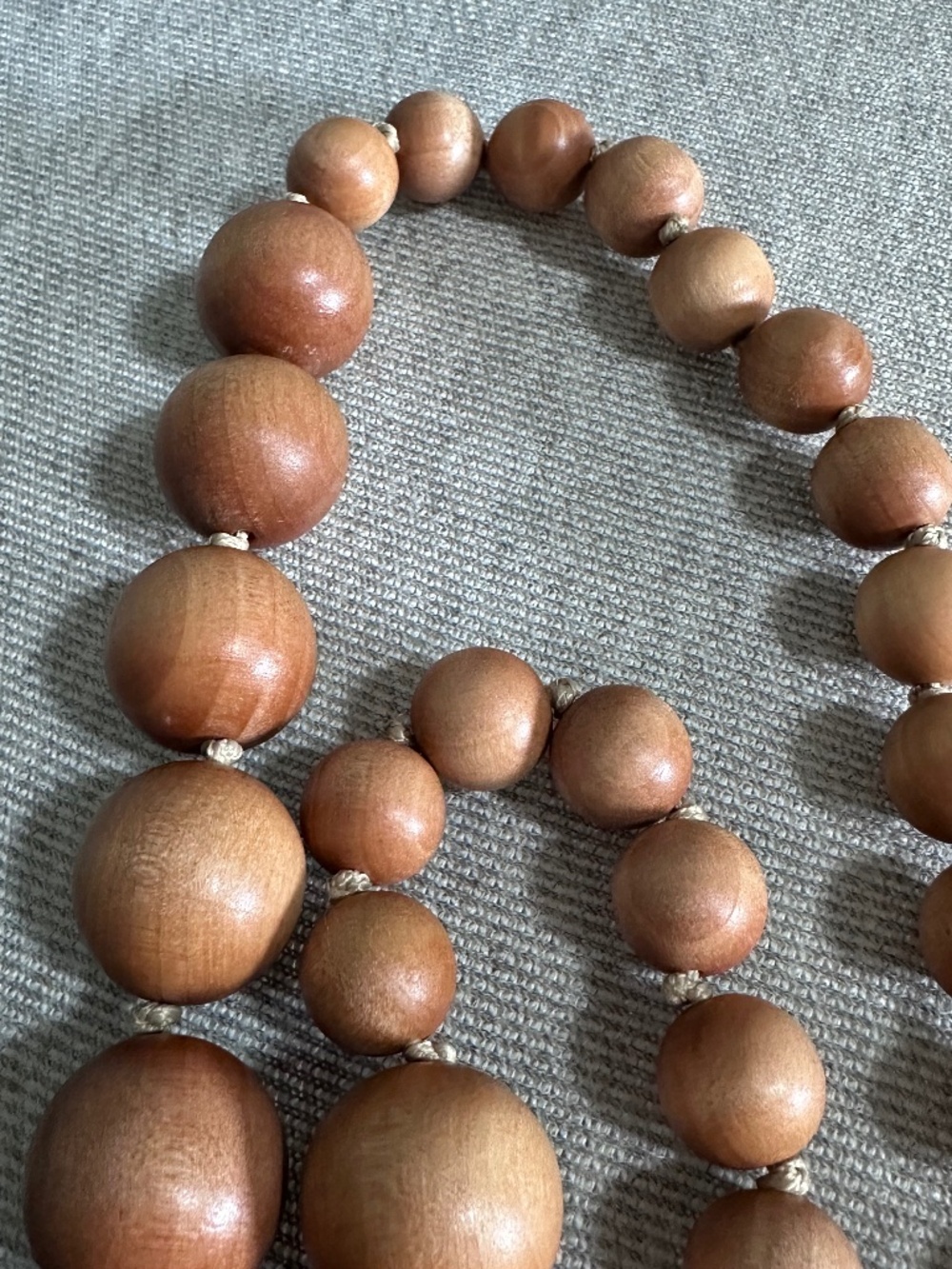 cult gaia wooden bead necklace in warm brown with gold clasp - Picture 8 of 12